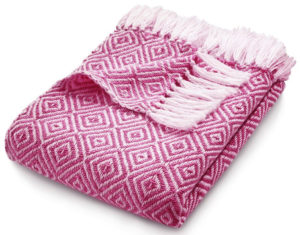 hug-rug-woven-throw-diamond-coral-pink