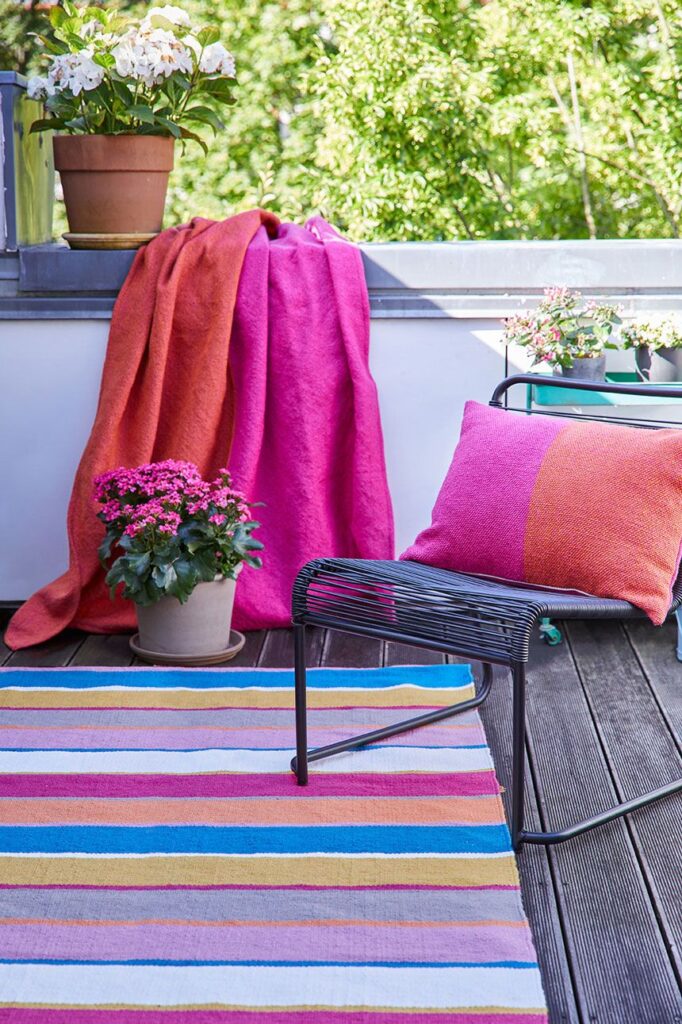 liv-interior-rug-mujo-1