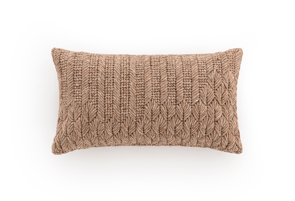 gan-cushion-chaddar-camel