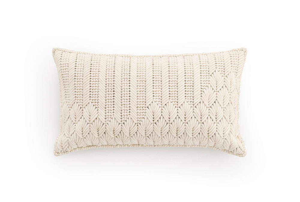 gan-cushion-chaddar-white