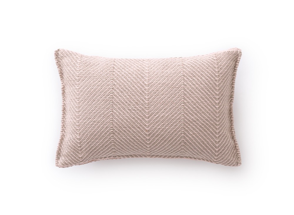 gan-cushion-nomad-inuit-pink