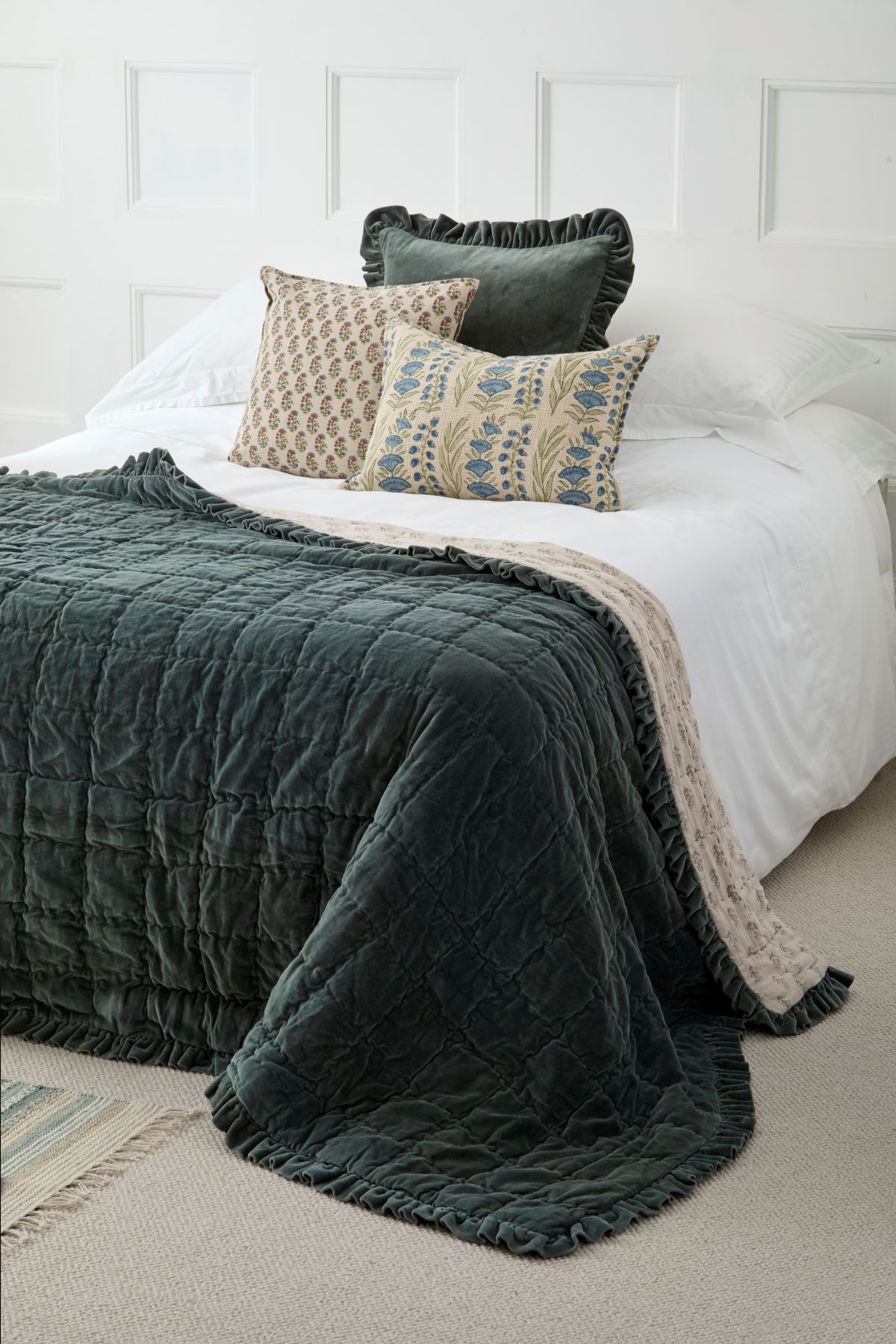 walton-co-bedspread-matilda-teal